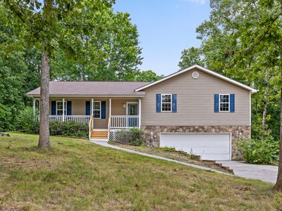 5031 Village Dr