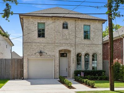 544 Metairie Lawn Dr