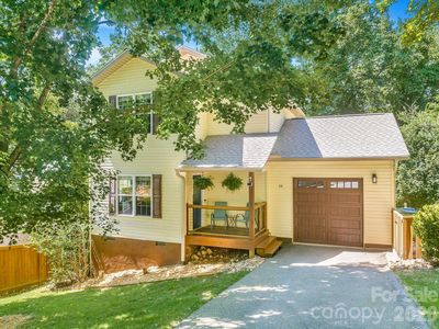 19 Oakcrest Pl