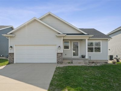 8733 Grand Oaks Dr NE