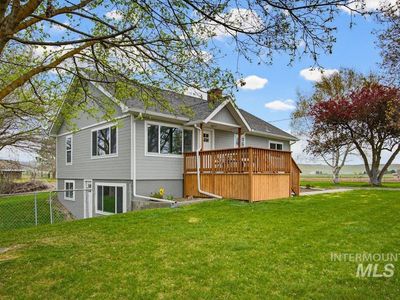 1112 Indianhead Rd