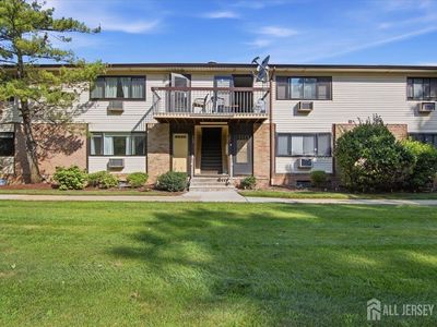 903 Cricket Ln