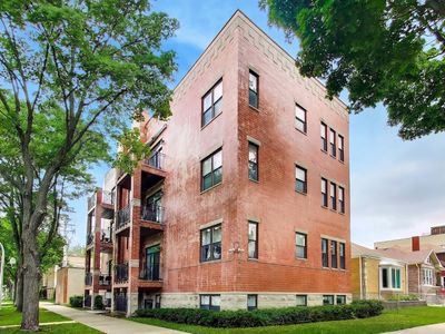 2551 W Arthur Ave APT 2E