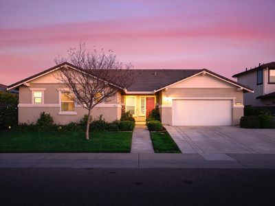 4827 Azalea Park Way