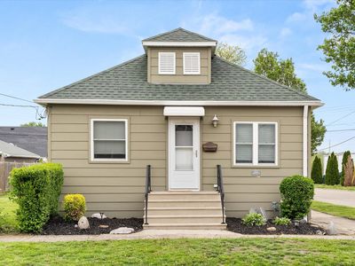 Property at 222 19th Ave, Naplate, IL