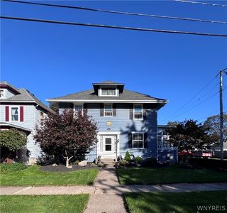 38 Harrison Ave