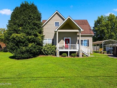 405 Douglas Ln