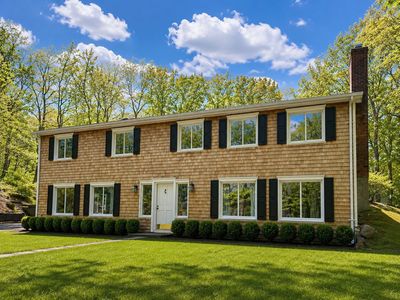 13 Tower Hill Ave