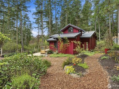177 Salmonberry Lane