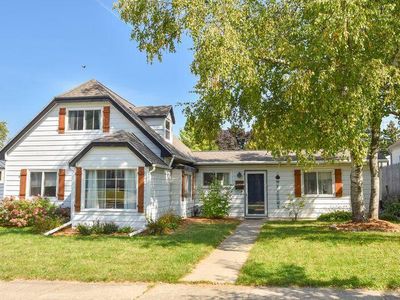 3658 South 85th STREET