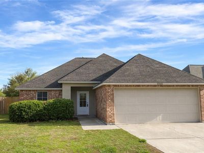 15500 Oakstone Dr