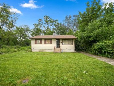 Property at 172 W 158th St, Harvey, IL