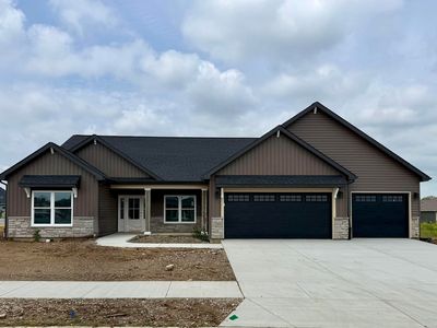 4372 Bayside Dr