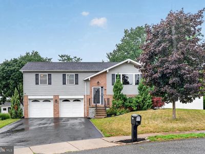 62 Taylor Ct