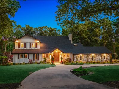 8880 Pageant Dr