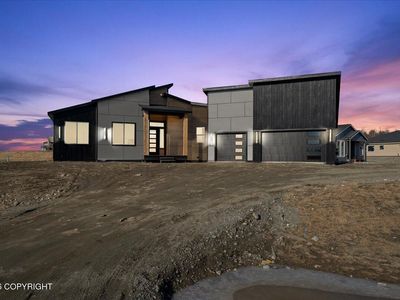 7477 E Refuge View Dr