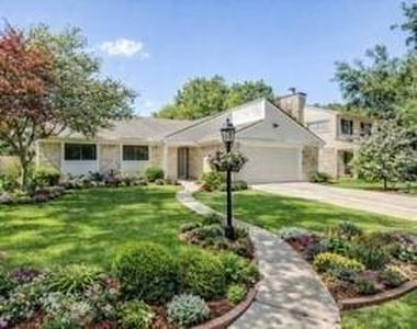 7602 Harpers Glen Ln
