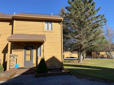 104 Deerfield Vlg