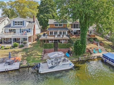 3644 Portage Point Blvd