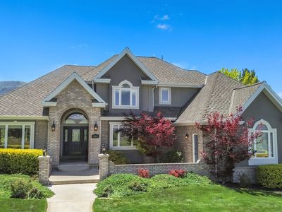 209 W High Sierra Dr