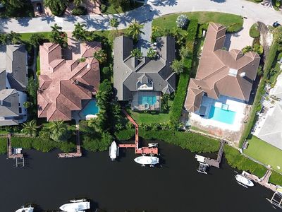 18889 SE Windward Island Ln