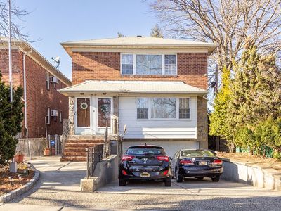 19619 Horace Harding Expy