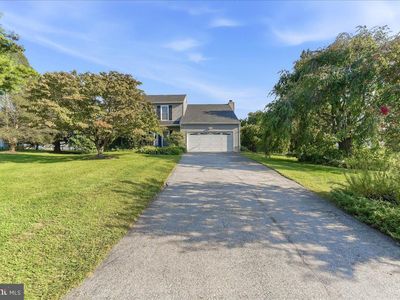 1227 Victoria Ln