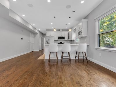 28 Giles Ave #2