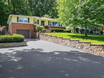 5 Johanna Ln