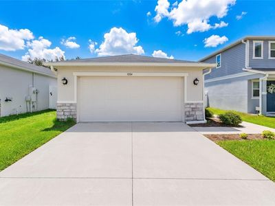1084 PAPAYA CIRCLE
