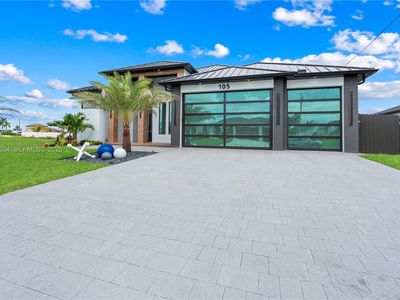 105 SW 33rd Pl