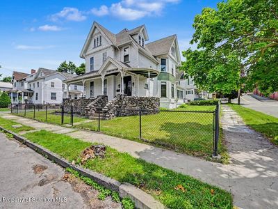 50 Washington St