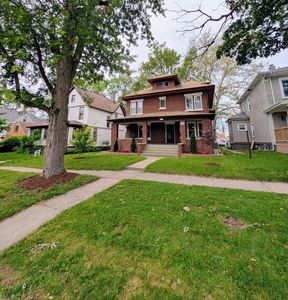 231 S Chicago Ave