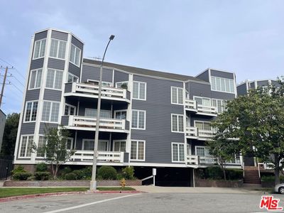 1840 Veteran Ave APT 106
