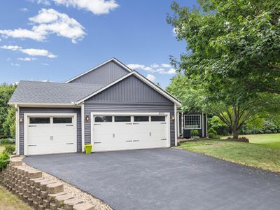 8555 Jorgensen Bay S