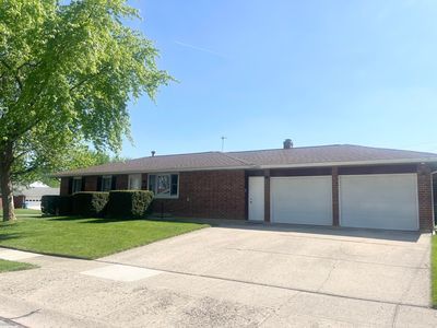 1768 Fair Oaks Dr