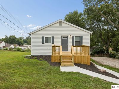 445 S 4th St