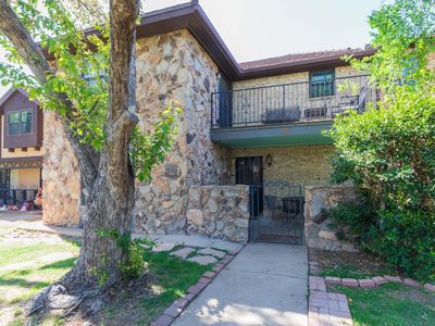 3200 Fleetwood Dr #5