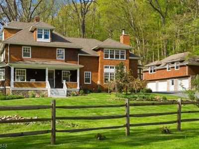 12 COLD SPRINGS ROAD