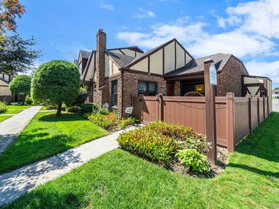 42 Summerfield Court