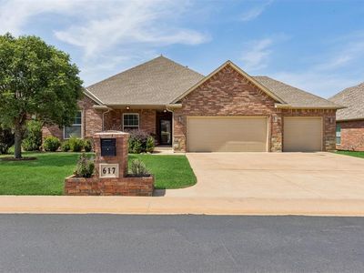 617 Spavinaw Ln