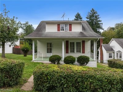 210 Maple Ave