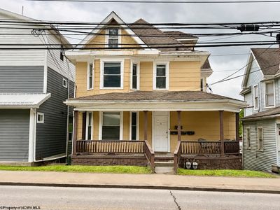 221 Beechurst Ave