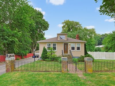53 Blaney Ave