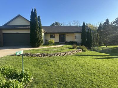 W9211 Red Feather DRIVE