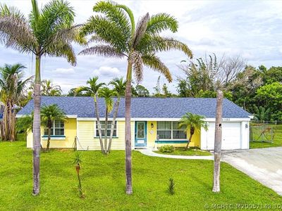 Property at 1357 SE Oakmont Ln, Port Saint Lucie, FL