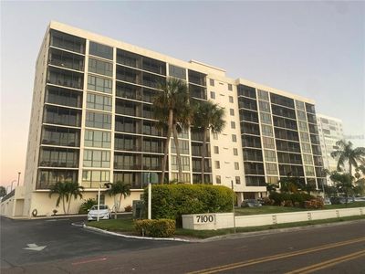 7100 Sunshine Skyway Ln S APT 906