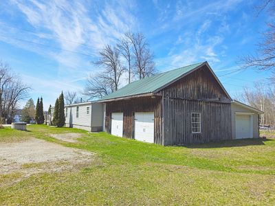 427 Dewing Road