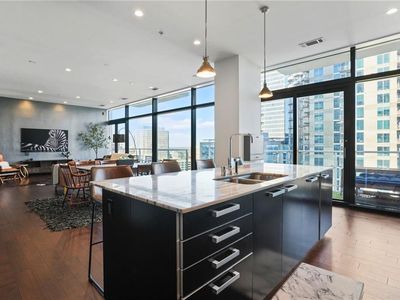 45 Ivan Allen Jr Blvd NW #1706