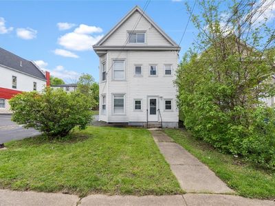 212 Lexington Ave
